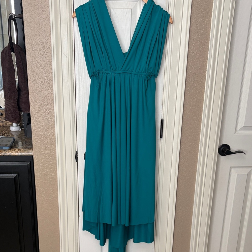 Elegant Teal Infinity Dress